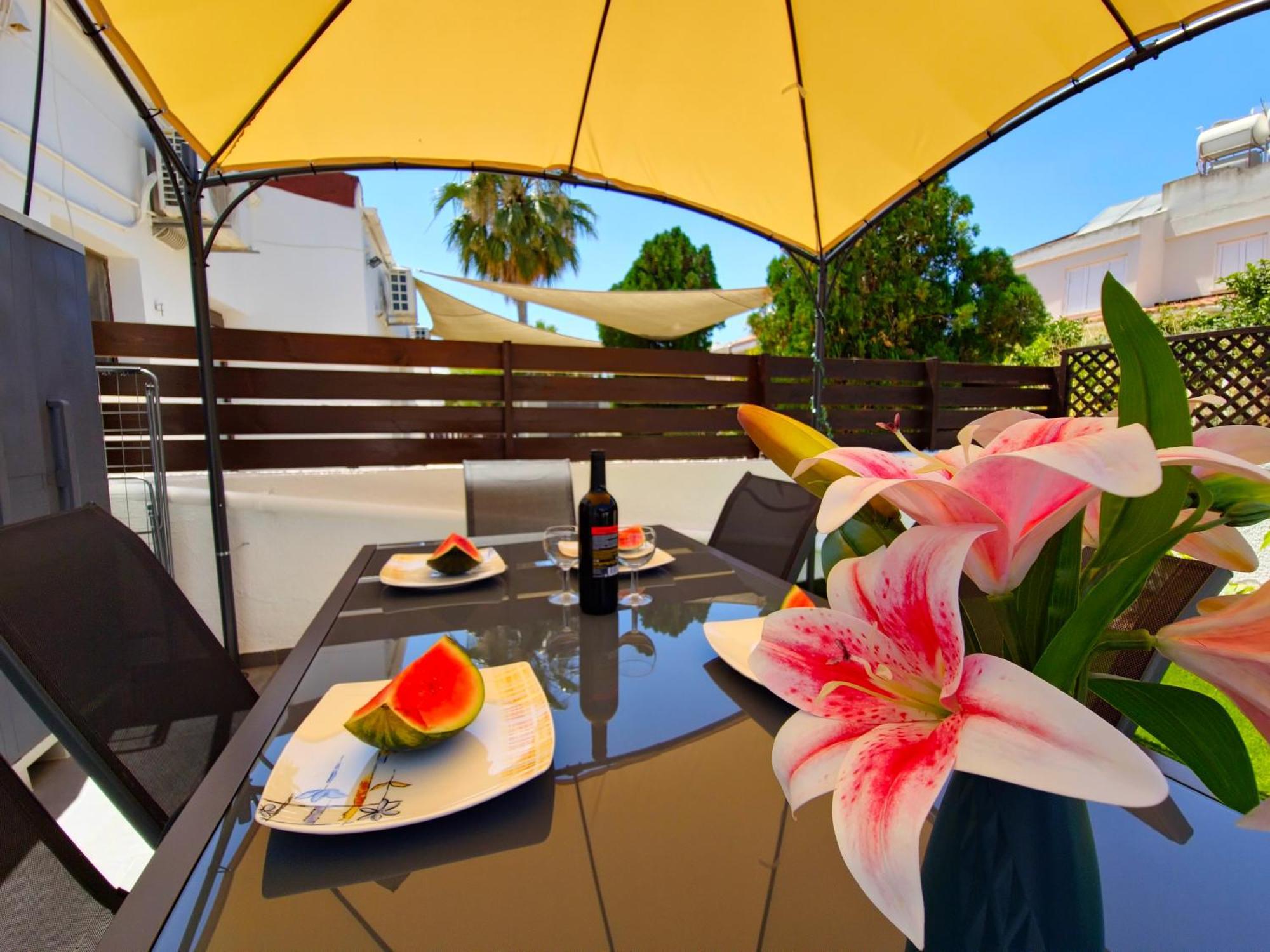 Oroklini Star 200Metres From The Sandy Beach Larnaca Exterior foto
