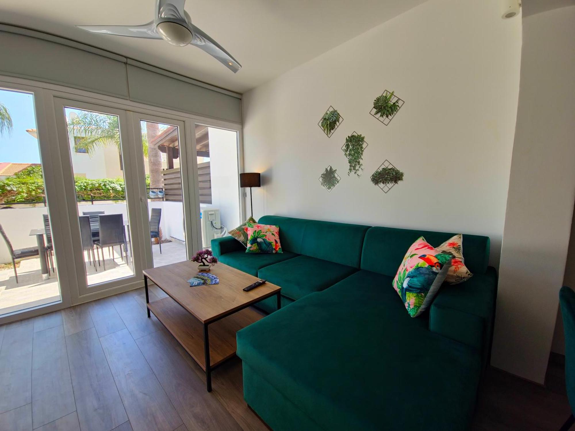 Oroklini Star 200Metres From The Sandy Beach Larnaca Exterior foto