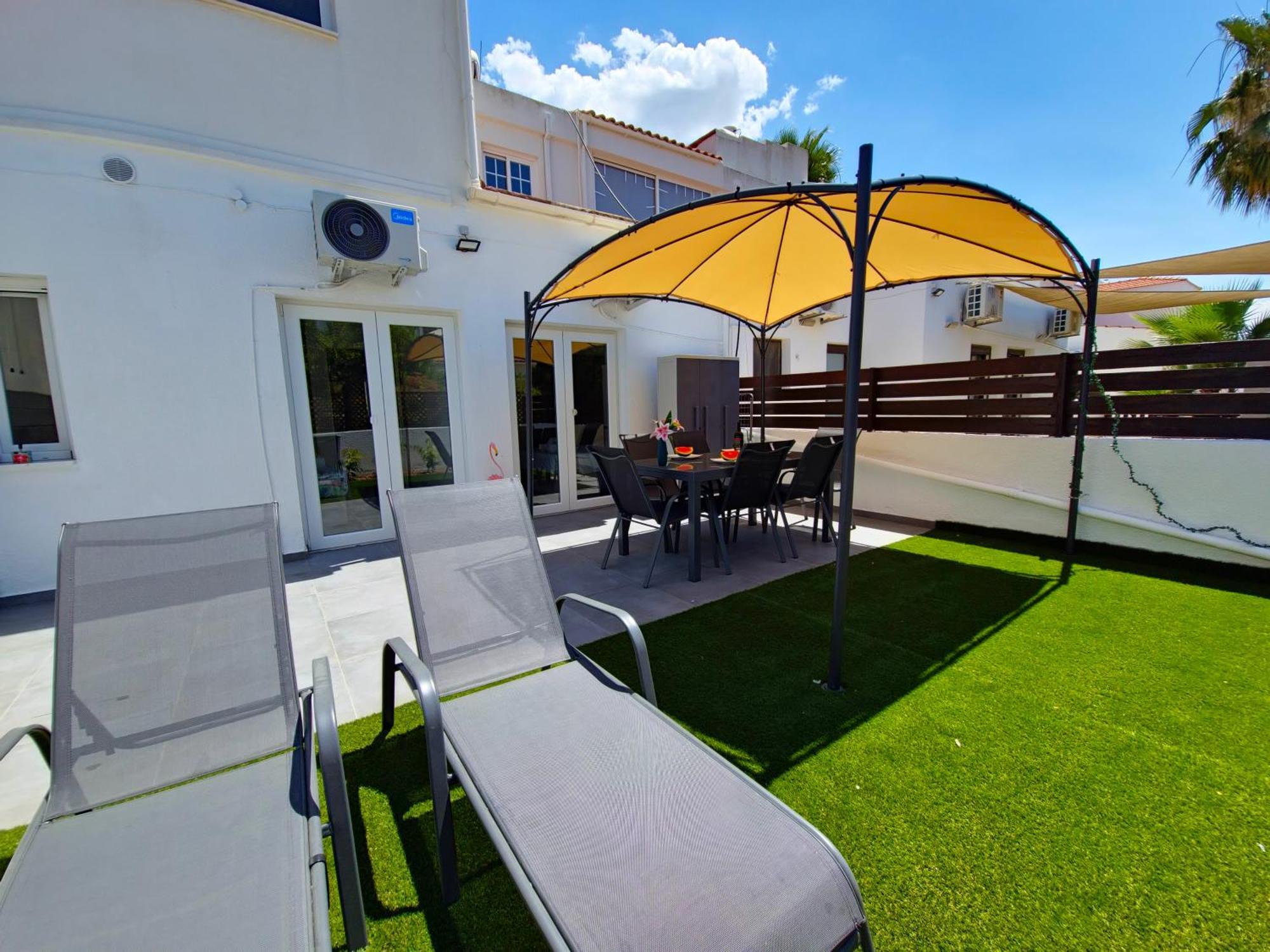 Oroklini Star 200Metres From The Sandy Beach Larnaca Exterior foto