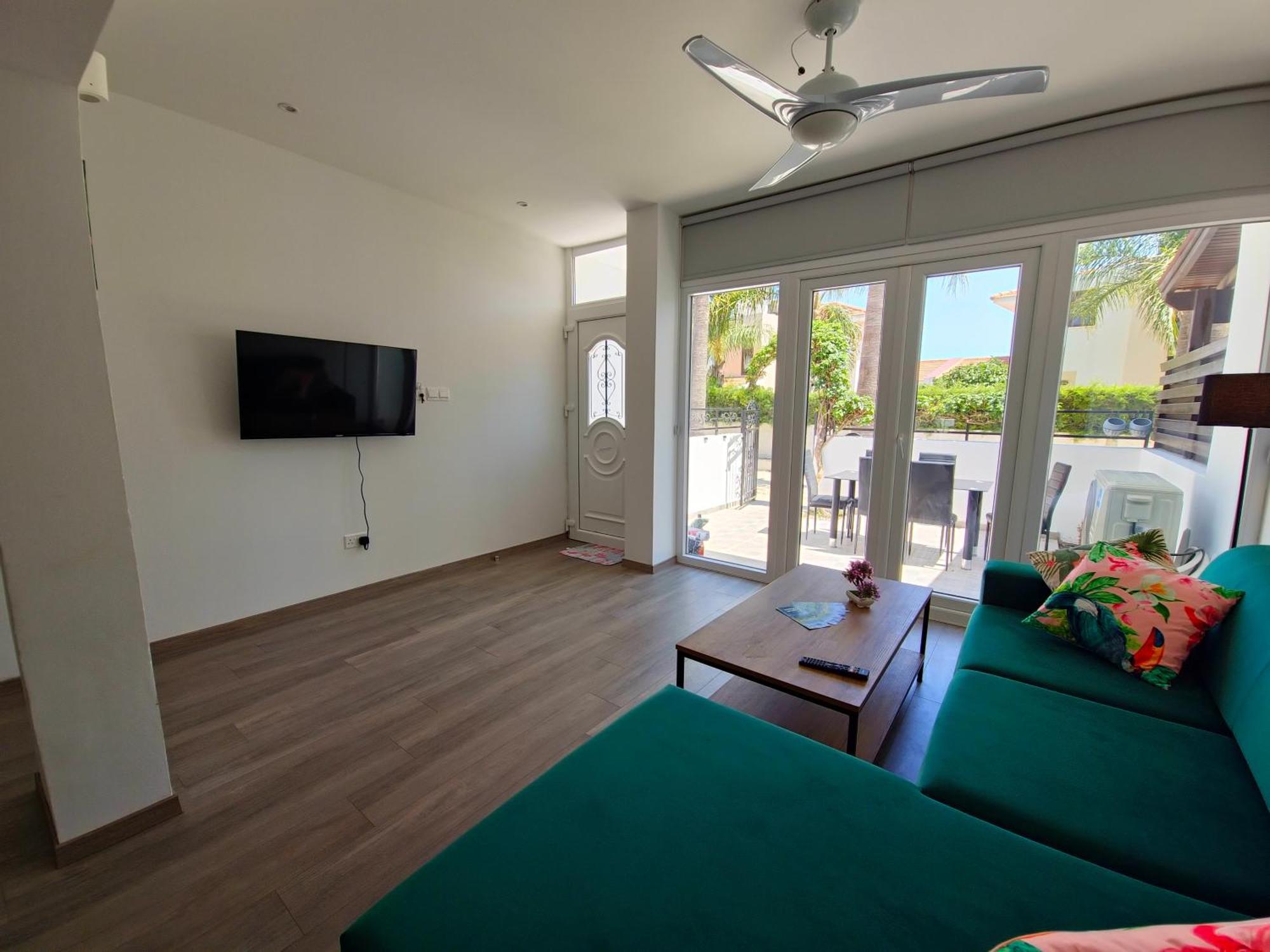 Oroklini Star 200Metres From The Sandy Beach Larnaca Exterior foto