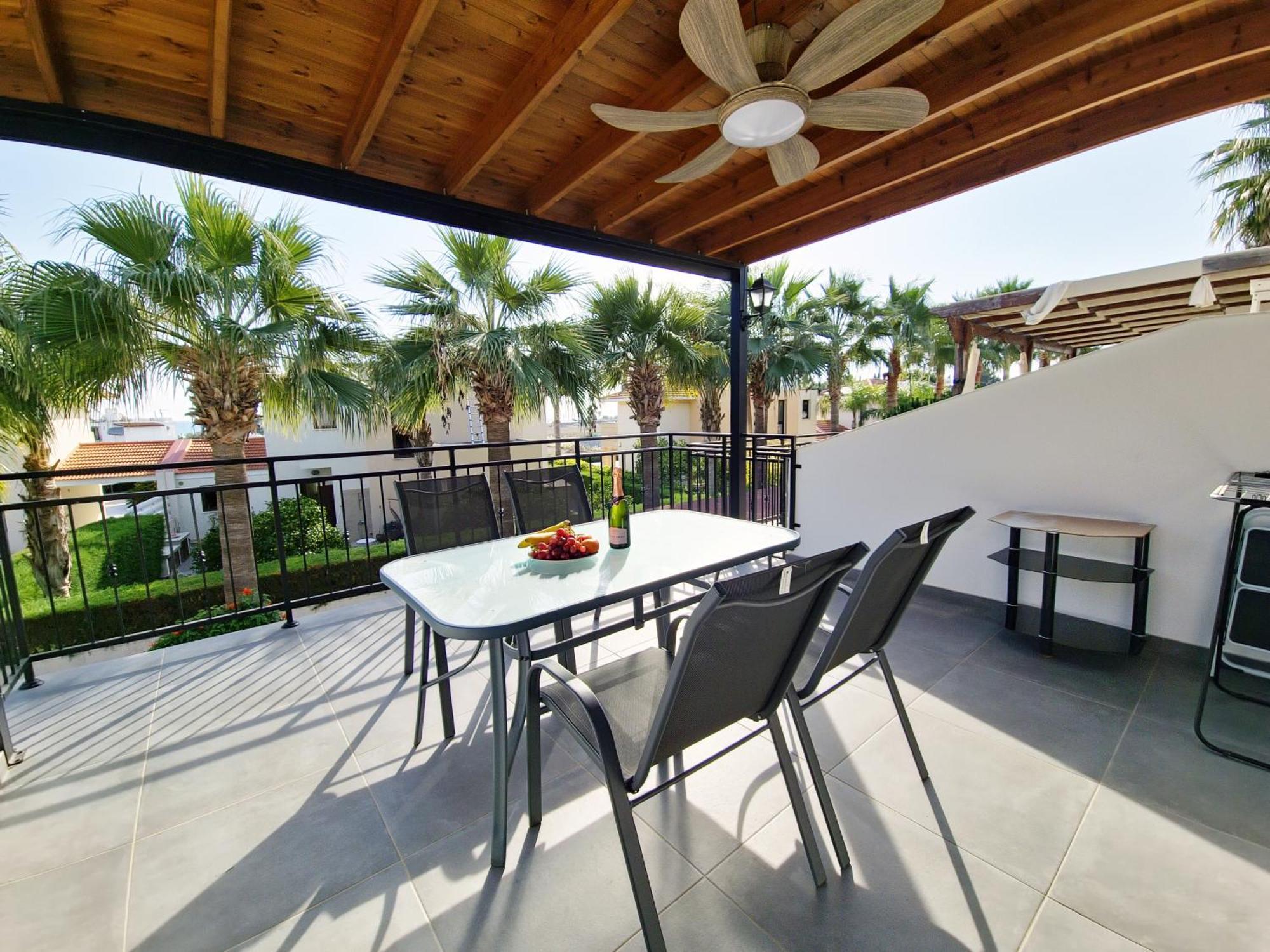 Oroklini Star 200Metres From The Sandy Beach Larnaca Exterior foto
